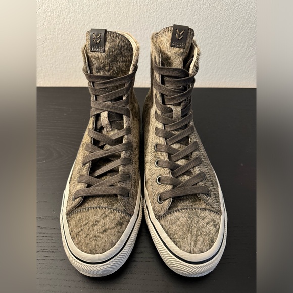 John Varvatos Rare Calfskin Leather High Top Studded Sneaker Size 7 New - Picture 6 of 6